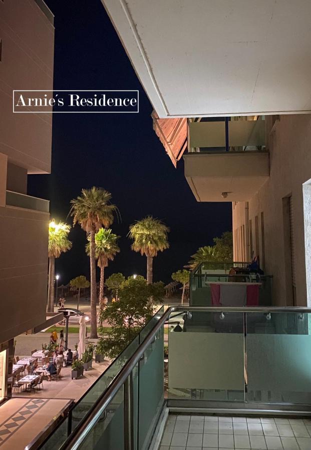 Arnie'S - Seaside Promenade Residence Vlorë 外观 照片
